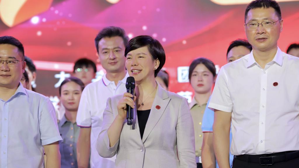 beat365正版唯一官网必一党委书记张艳。受访单位供图